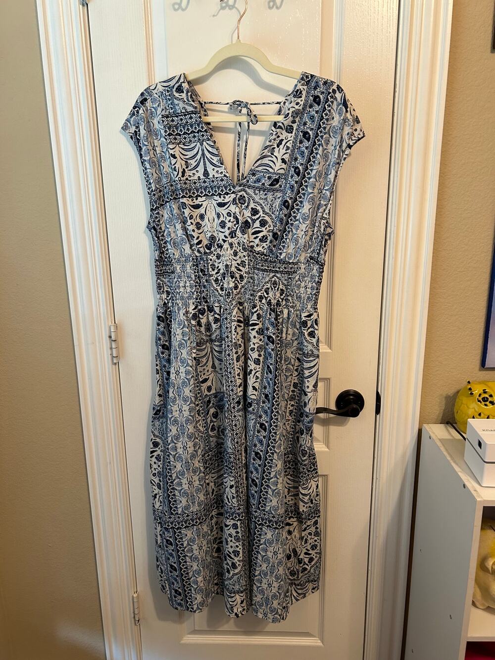 Old Navy Light Blue, Navy & White Midi Dress Large